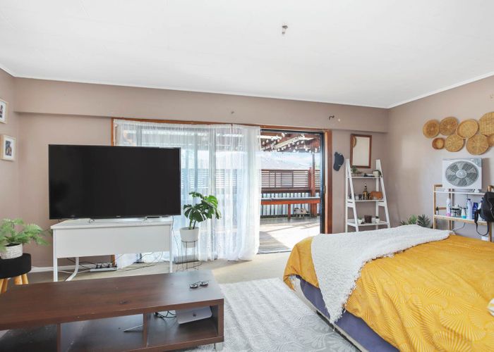  at 25 Cramond Drive, Mangere East, Auckland