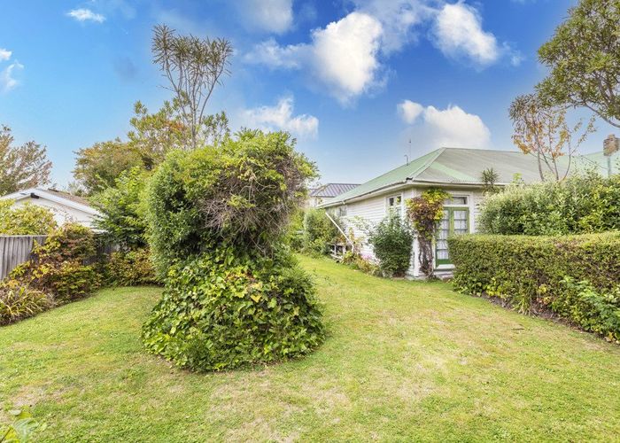  at 28 Jacksons Road, Merivale, Christchurch
