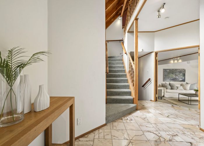  at 265 Lake Road, Belmont, Auckland