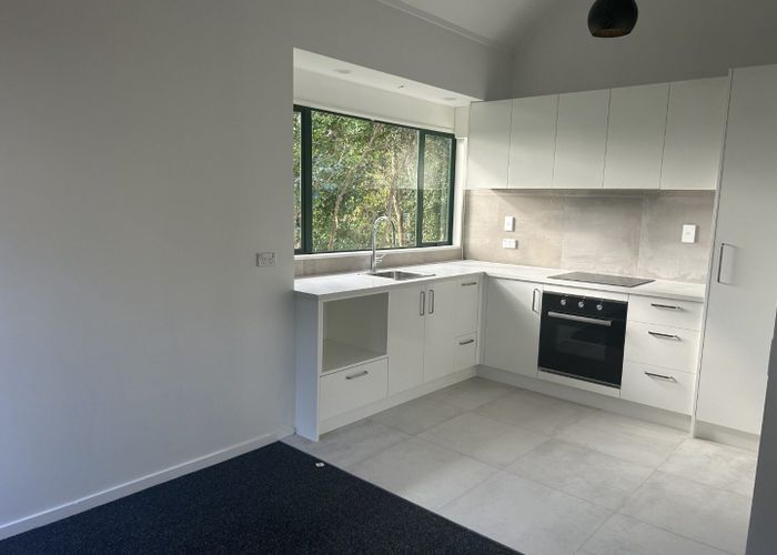  at 5 Lysander Crescent, Beach Haven, Auckland