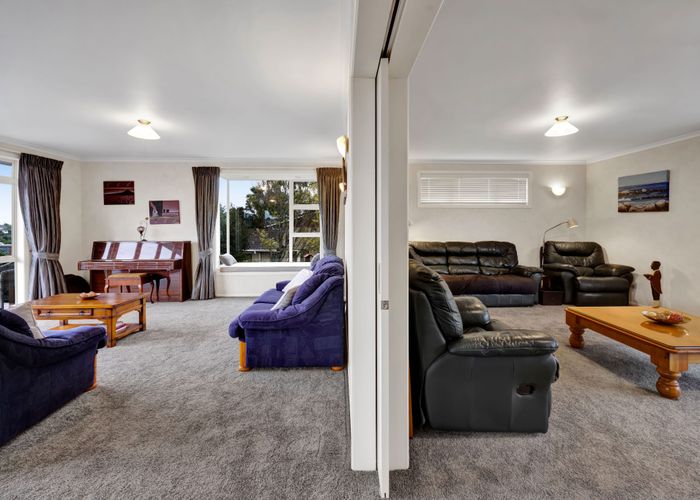  at 21 Longview Drive, Merrilands, New Plymouth, Taranaki