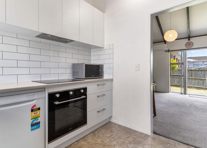  at 3/30 Islington Avenue, New Lynn, Waitakere City, Auckland