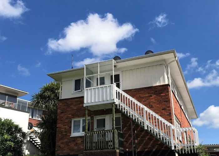  at 2/12 Strong Street, Saint Johns, Auckland City, Auckland