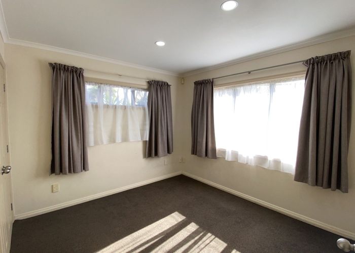  at 9B Killeen Place, Flat Bush, Manukau City, Auckland