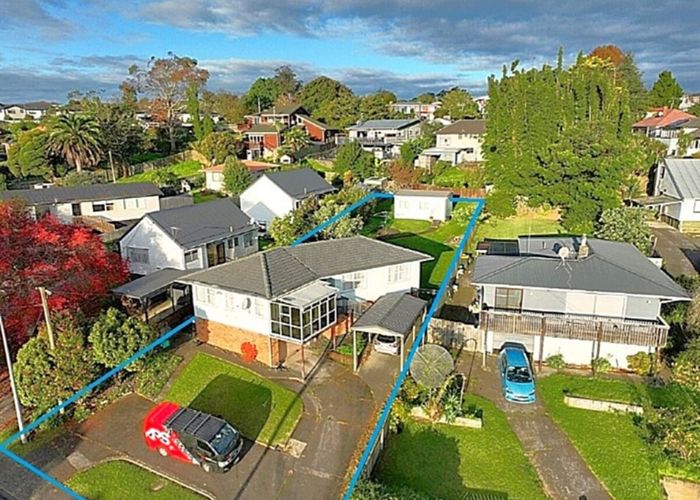  at 74 Vodanovich Road, Te Atatu South, Waitakere City, Auckland