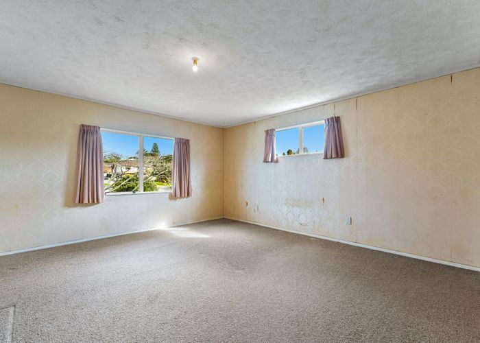  at 39 Kohekohe Street, New Lynn, Auckland