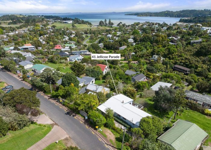  at 41 Jellicoe Parade, Surfdale, Waiheke Island