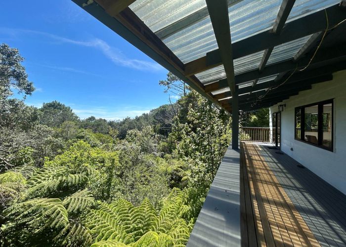  at 1 Dalmeny Close, Murrays Bay, North Shore City, Auckland