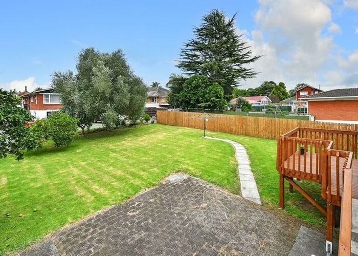  at 9 Ramsey Street, Papatoetoe, Auckland