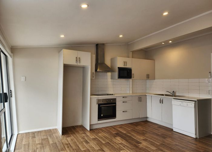  at 2/21 Euston Road, Sandringham, Auckland