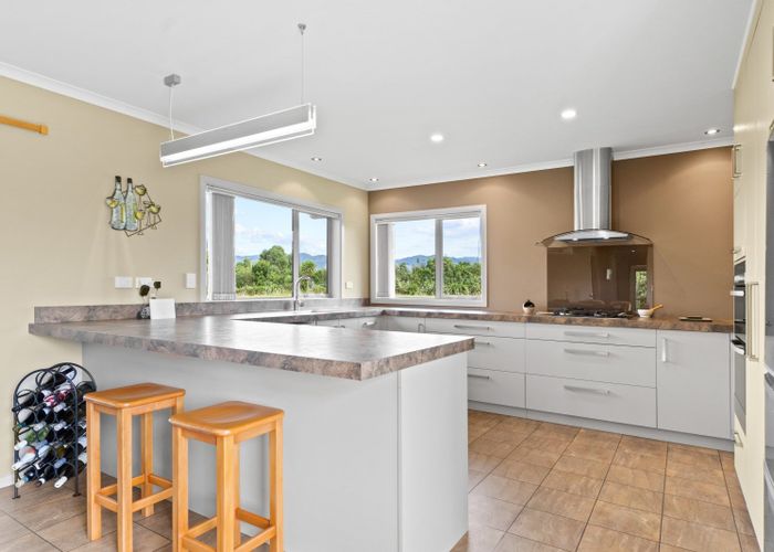  at 75 Andersons Line, Clareville, Carterton