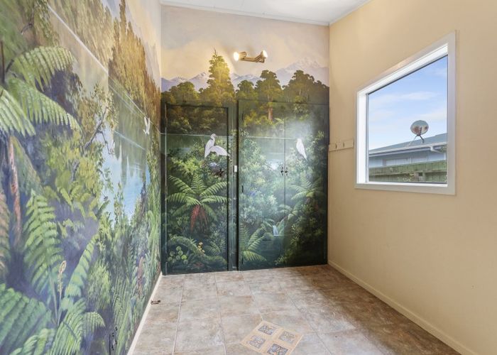  at 14 Robert Mckeen Street, Otaki Beach, Otaki