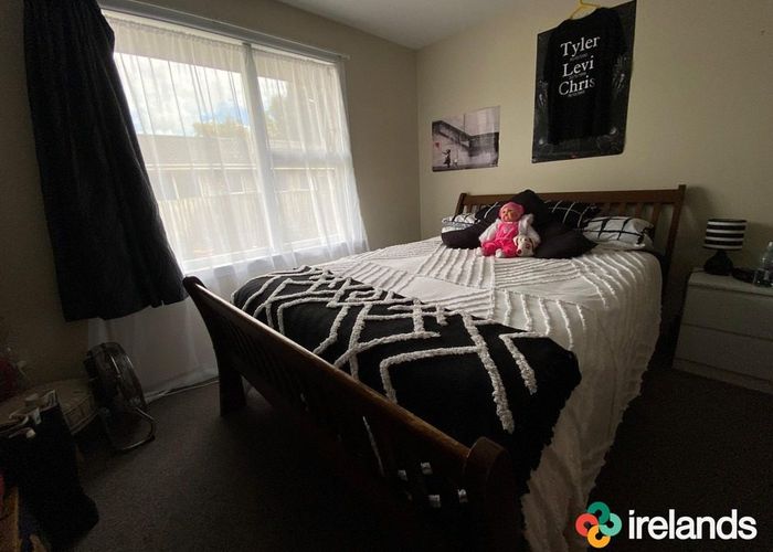  at 2/34 Compton Street, Woolston, Christchurch City, Canterbury