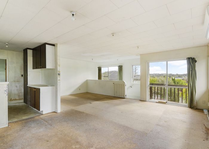  at 36 Meadowood Drive, Unsworth Heights, Auckland