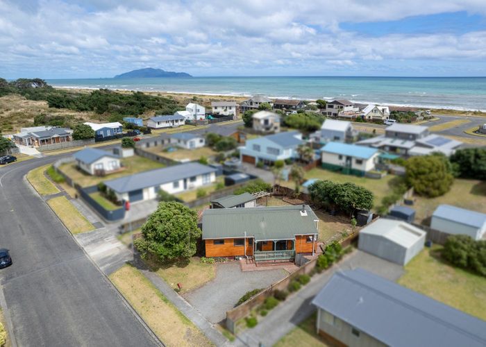  at 31 Scott Avenue, Otaki Beach, Otaki