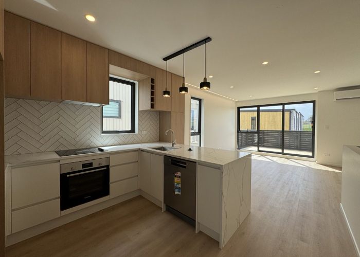  at 202c Henwood Road, Westgate, Waitakere City, Auckland
