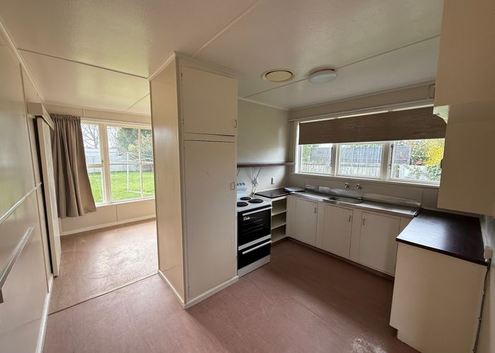  at 12B Ian Place, Bishopdale, Christchurch City, Canterbury