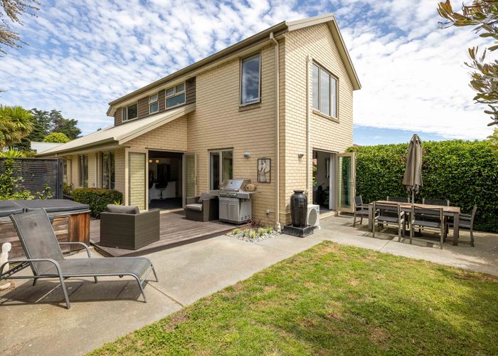  at 16 Len Hale Place, Parklands, Christchurch