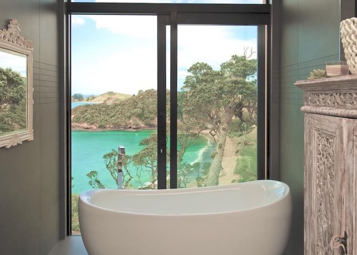  at 16 Onekainga Rise, Whananaki, Hikurangi