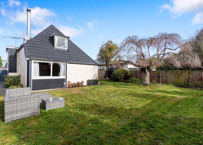  at 2/38 Reynolds Avenue, Bishopdale, Christchurch City, Canterbury