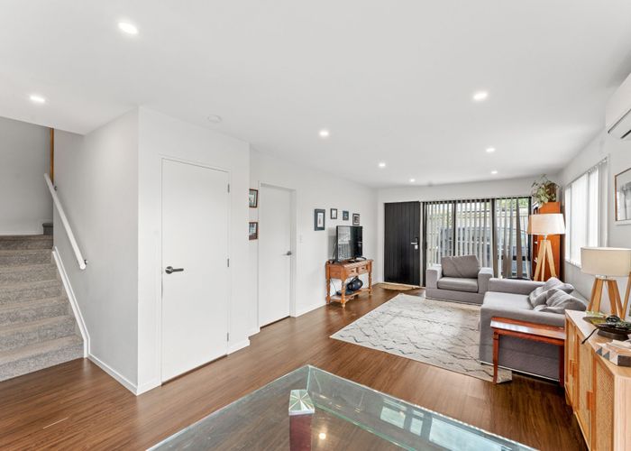  at 3B Lincoln Road, Manurewa East, Manukau City, Auckland