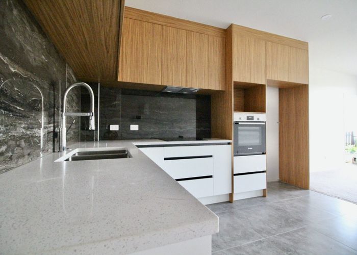  at 102/2A Truro Road , Sandringham, Auckland City, Auckland