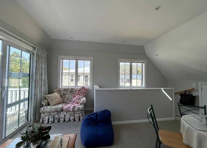  at 215A Karori Road, Karori, Wellington, Wellington