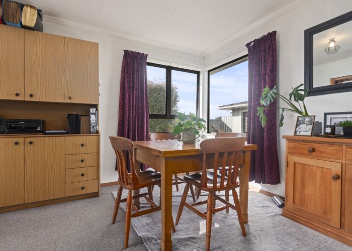  at 20 Somerset Crescent, Highbury, Palmerston North