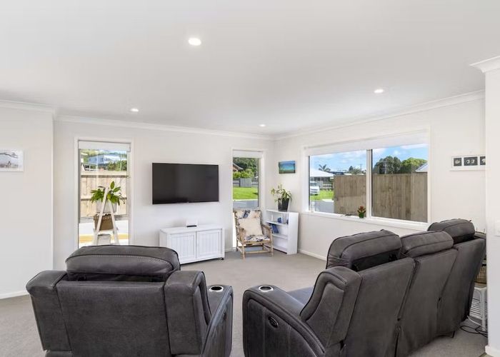  at 9 Anatere Rise, Athenree, Waihi Beach