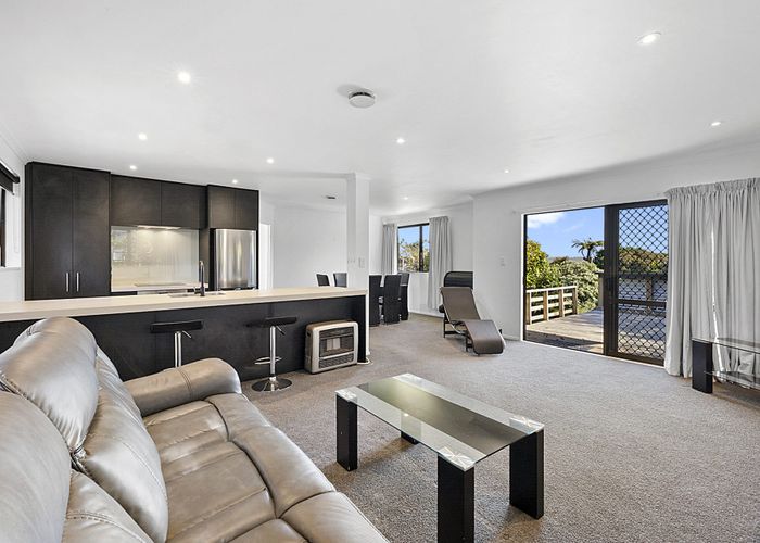  at 194 Mangorei Road, Merrilands, New Plymouth, Taranaki