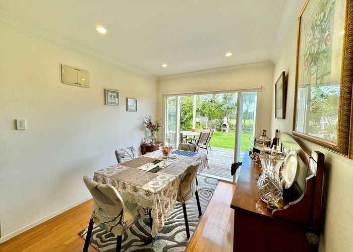  at 121 Muir Avenue, Mangere Bridge, Manukau City, Auckland