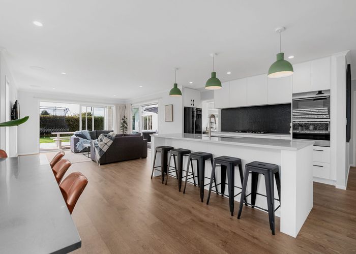 at 46 Helen June Avenue, Flagstaff, Hamilton