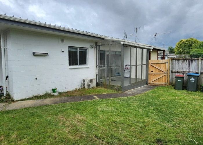  at 8/148 Penrose Road, Mount Wellington, Auckland