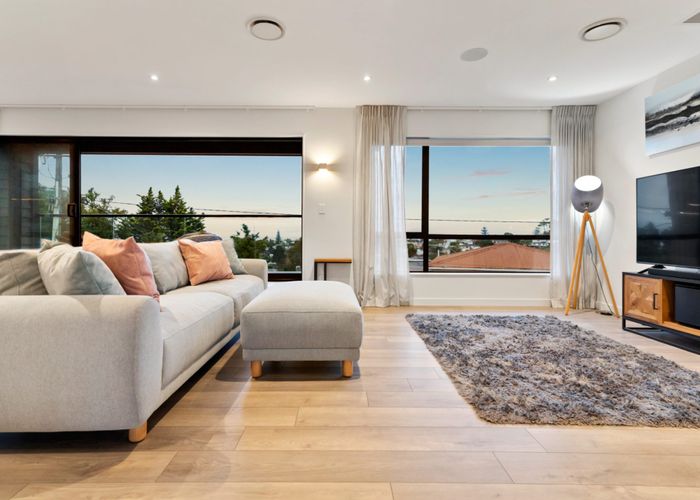  at 92 Matipo Road, Mairangi Bay, North Shore City, Auckland