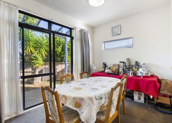  at 46/2 Armoy Drive, East Tamaki, Manukau City, Auckland