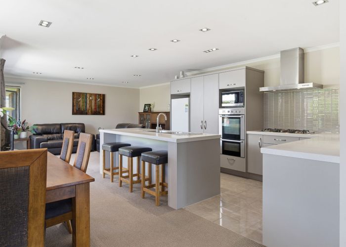  at 631 Gloucester Road, Papamoa, Tauranga, Bay Of Plenty