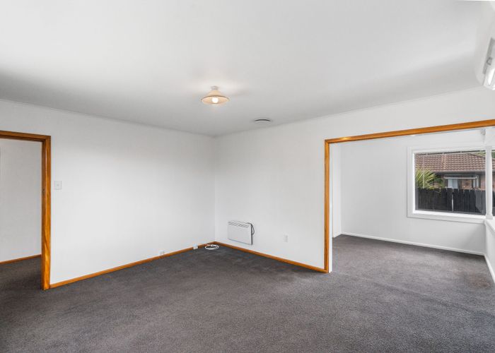  at 1/156 Springs Road, Hornby, Christchurch
