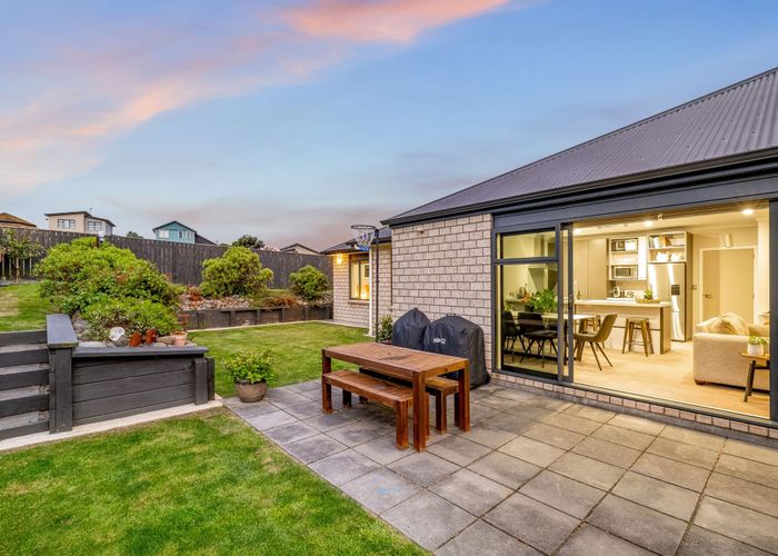  at 21 Nelson Avenue, Aotea, Porirua, Wellington