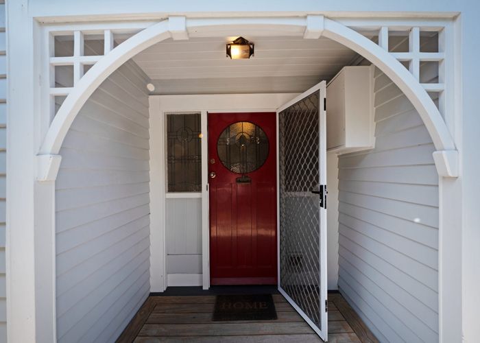  at 20 Beauchamp Street, Karori, Wellington