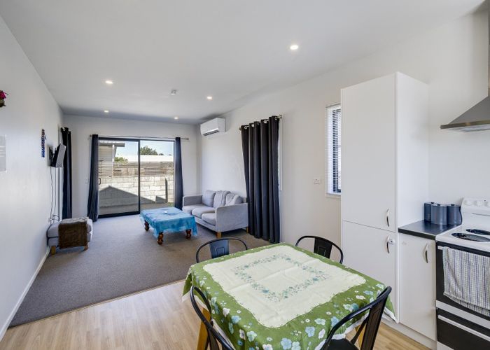  at Units 3, 4, and 5/1018 Plunket Street, Saint Leonards, Hastings, Hawke's Bay