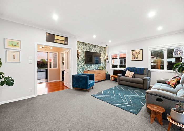  at 11 Pearsons Avenue, Claudelands, Hamilton, Waikato