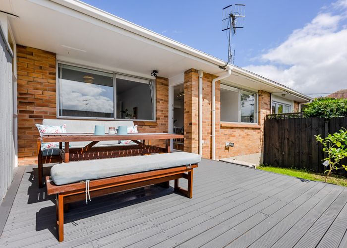  at 2/43 Abbotts Way, Remuera, Auckland