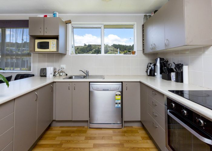  at 83 Norana Road, Timberlea, Upper Hutt