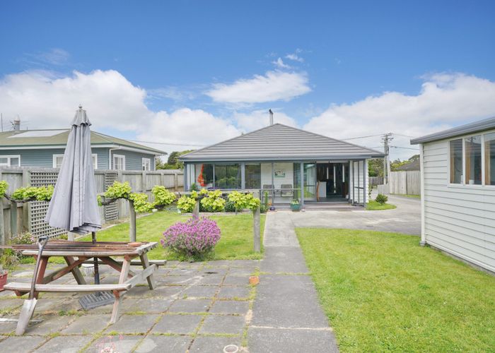  at 15 Shortland Street, Wainoni, Christchurch