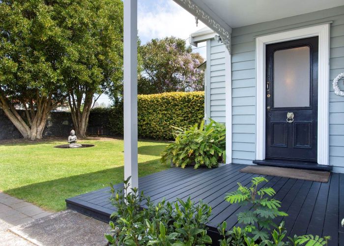  at 9 Victor Street, Avondale, Auckland City, Auckland