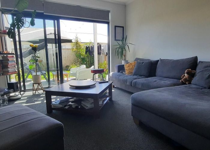  at 14 Kauamo Close, Waiwhetu, Lower Hutt, Wellington