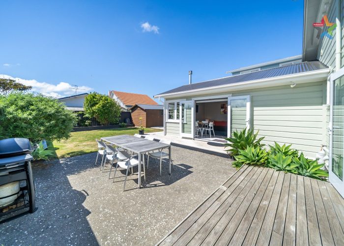  at 10 Palm Avenue, Lyall Bay, Wellington
