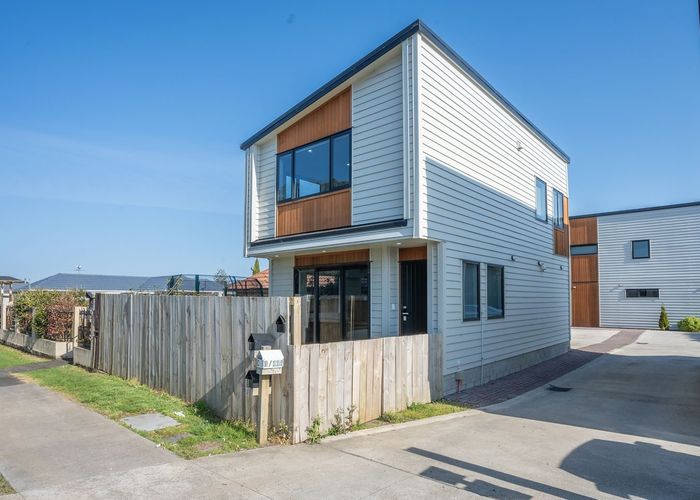  at 1/116 Buckland Road, Mangere East, Manukau City, Auckland