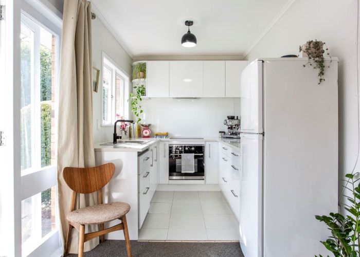  at 2/14 St Lukes Road, Mount Albert, Auckland