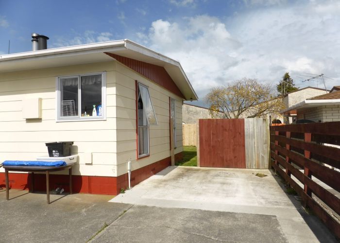  at 6A Meadowbrook Drive, Cloverlea, Palmerston North